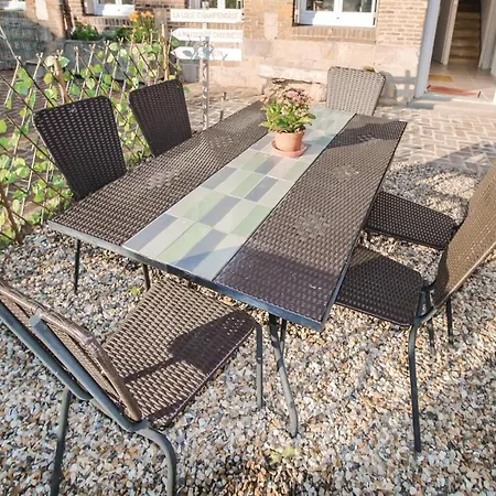 Amazing In Le Dun With Wifi Semesterbostad Fontaine-le-Dun